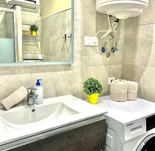 Estudio En Primera Linea De Playa *